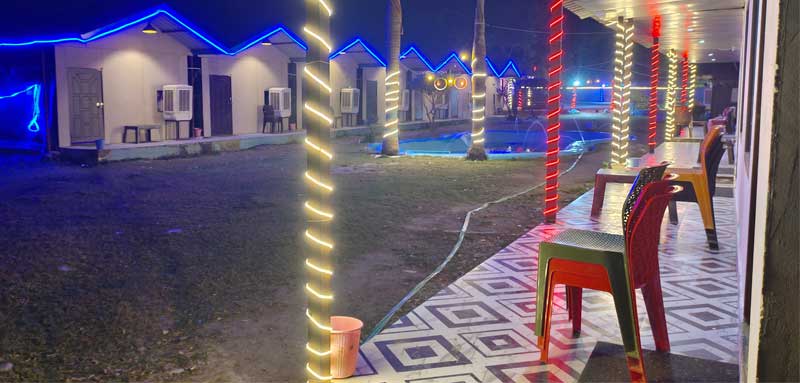 Riverside AC Cottages and Swiss Camps
