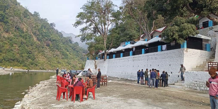 Riverside Camping in Rishikesh